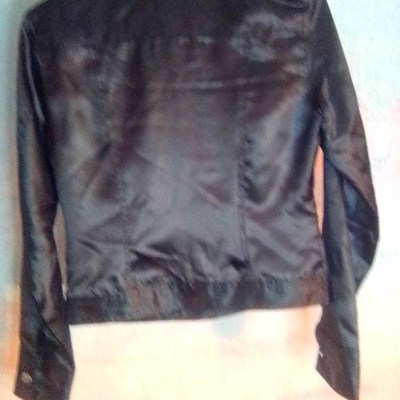 Bebe small black 100% polyester jacket, light weight.New item - Picture 2 of 8